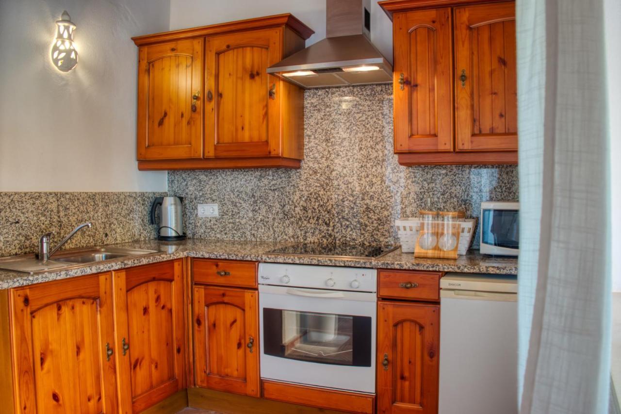 Moonshine Guest House With Private Studios And Private Cottage Lagos Bagian luar foto