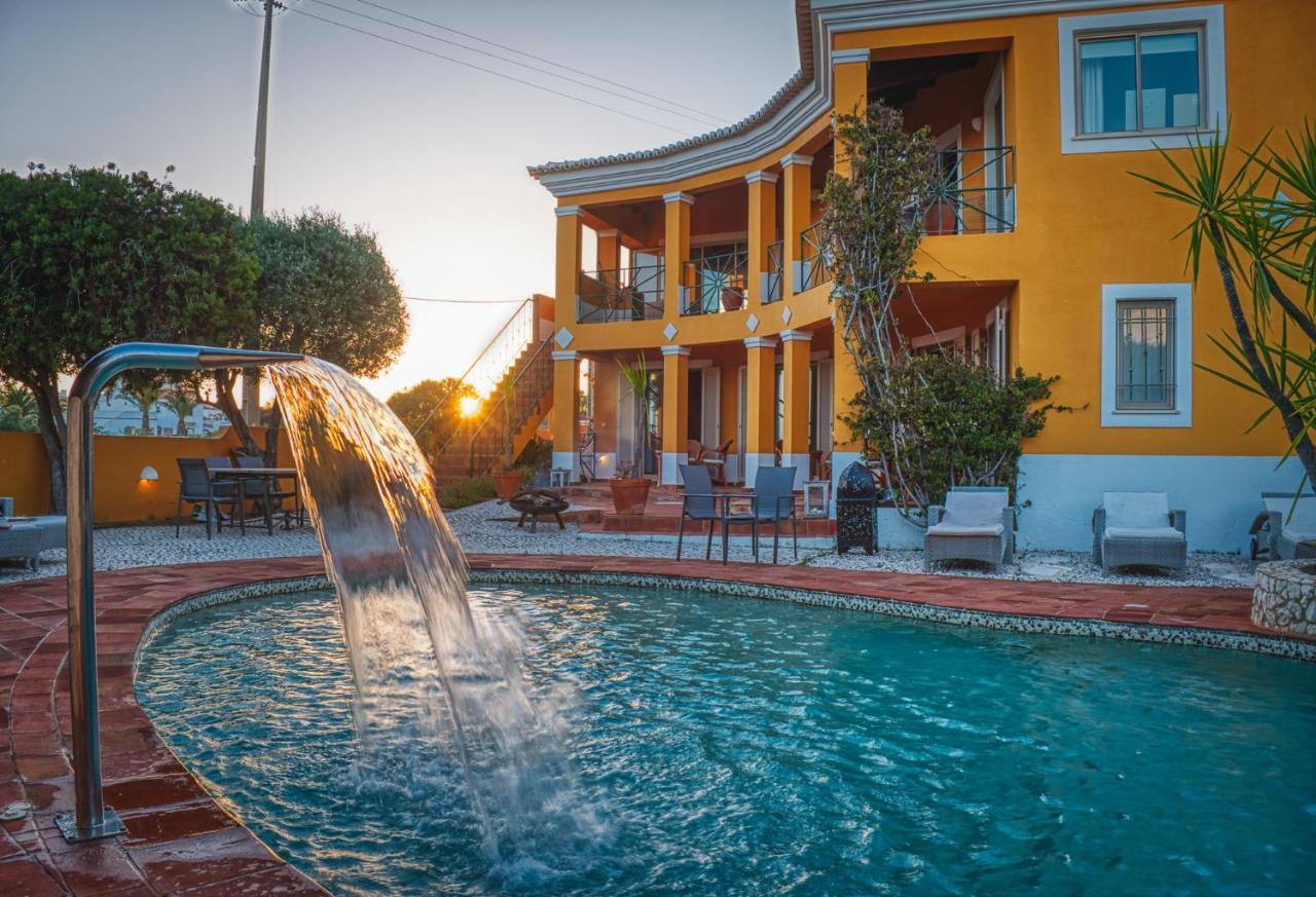 Moonshine Guest House With Private Studios And Private Cottage Lagos Bagian luar foto