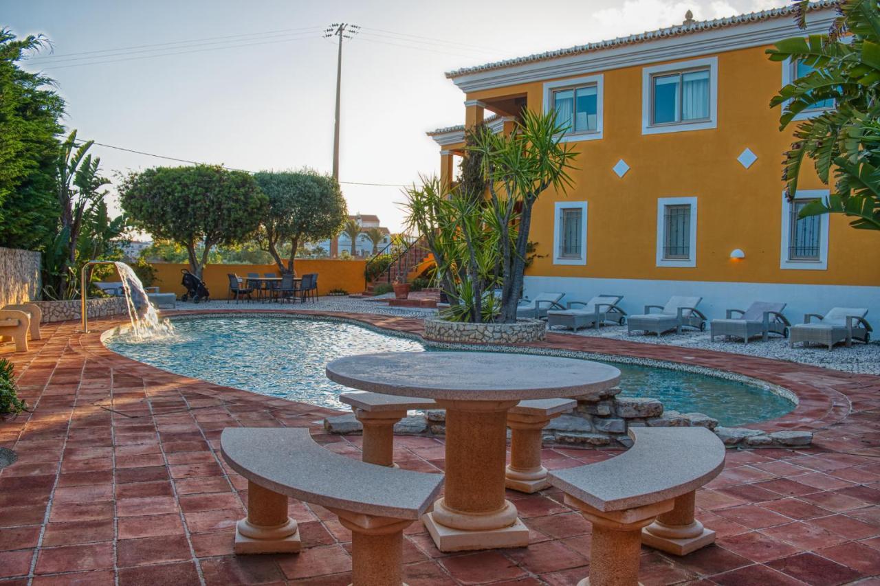 Moonshine Guest House With Private Studios And Private Cottage Lagos Bagian luar foto