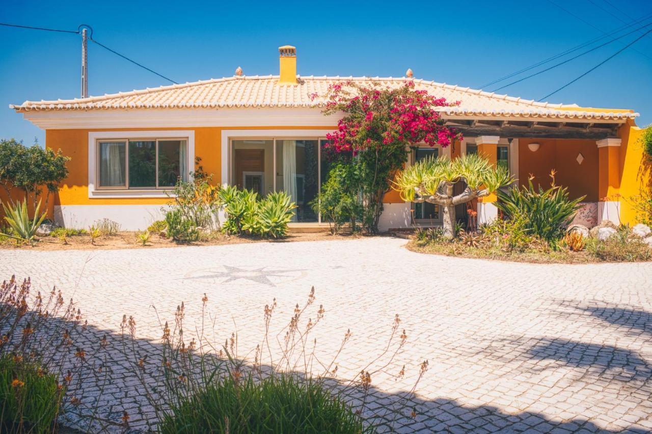 Moonshine Guest House With Private Studios And Private Cottage Lagos Bagian luar foto