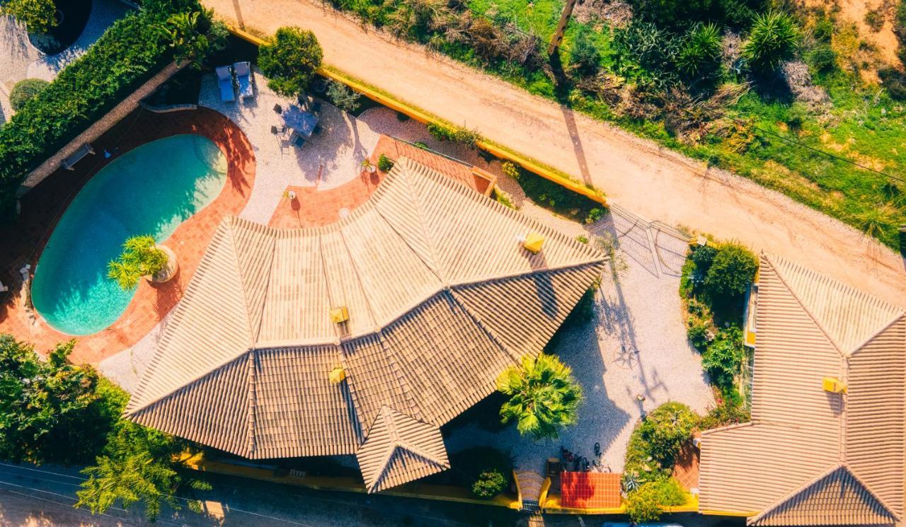 Moonshine Guest House With Private Studios And Private Cottage Lagos Bagian luar foto