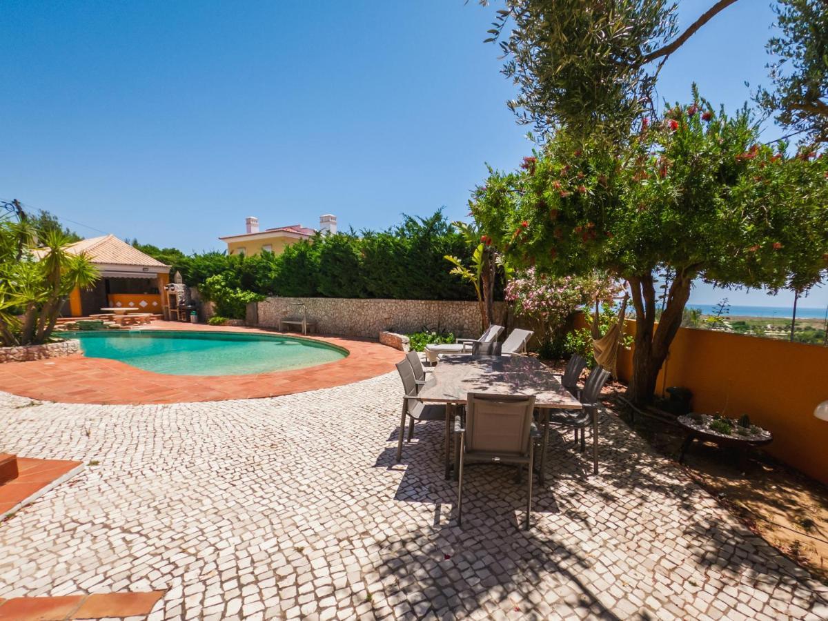 Moonshine Guest House With Private Studios And Private Cottage Lagos Bagian luar foto